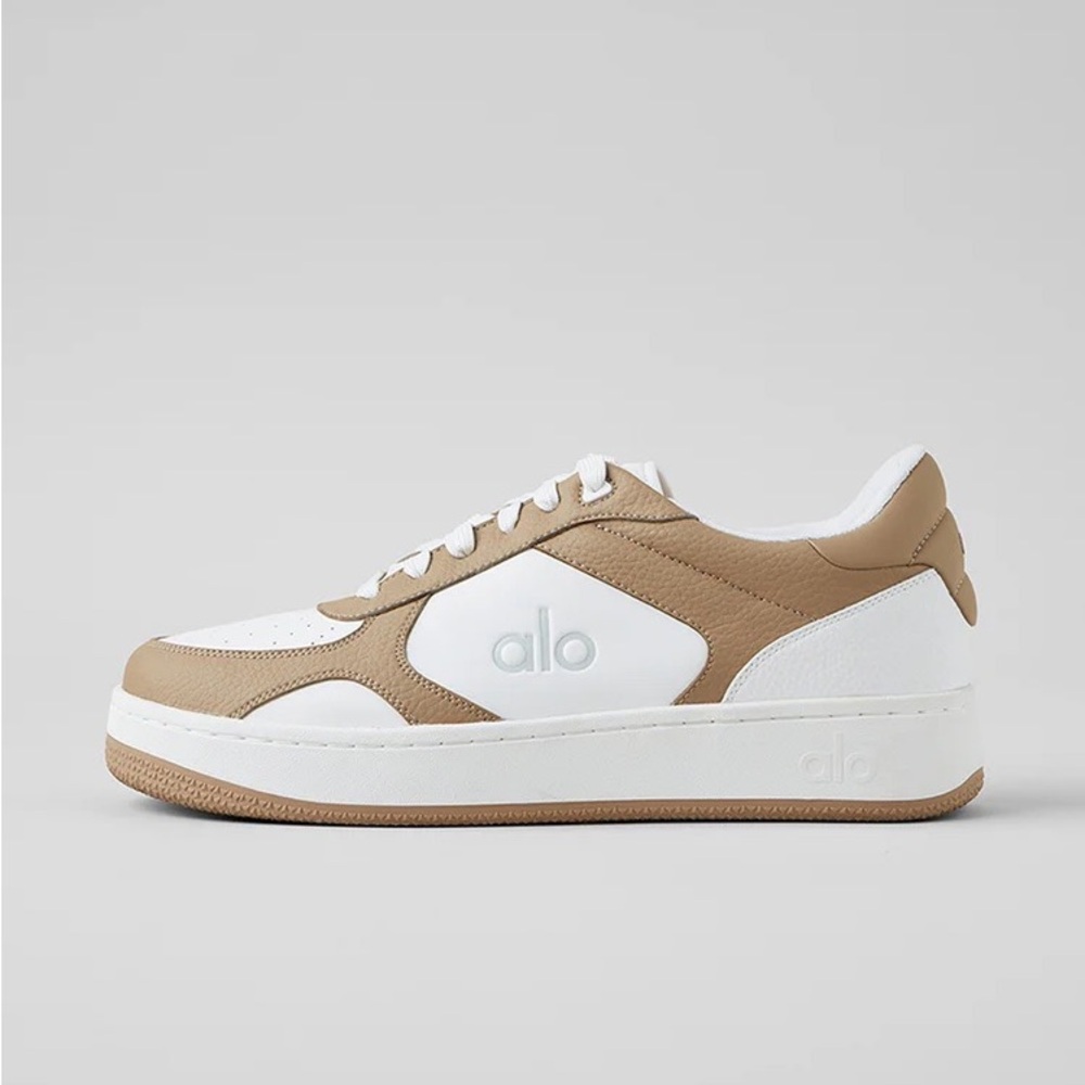 ALO Recovery mode sneakers Gravel & White Leather Sneakers